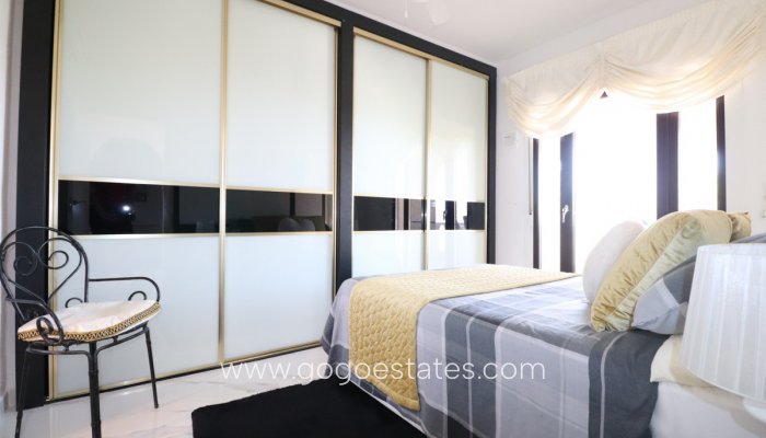 Te koop - Huis - Vrijstaande Villa - Algorfa - Algorfa Centro