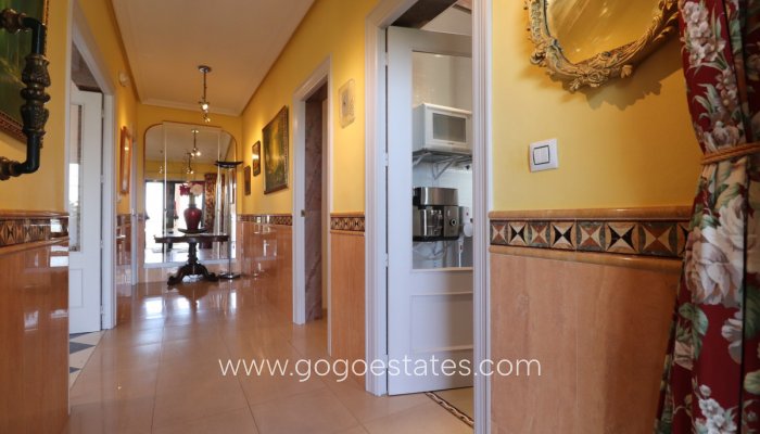 Te koop - Huis - Vrijstaande Villa - Algorfa - Algorfa Centro