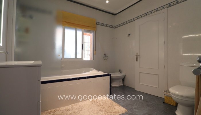 Te koop - Huis - Vrijstaande Villa - Algorfa - Algorfa Centro