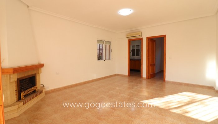 Te koop - Huis - Vrijstaande Villa - Algorfa - Montemar