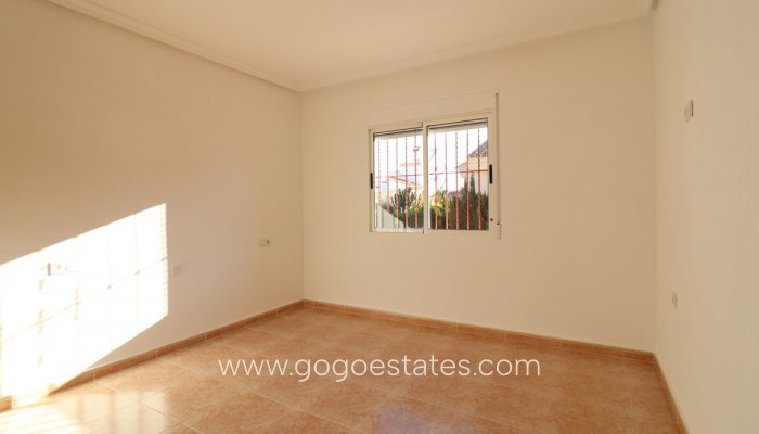 Te koop - Huis - Vrijstaande Villa - Algorfa - Montemar