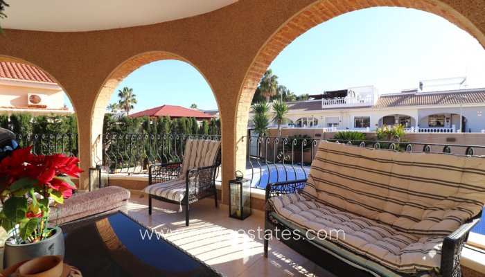 Venta - Casa - Chalet Independiente - Benijofar