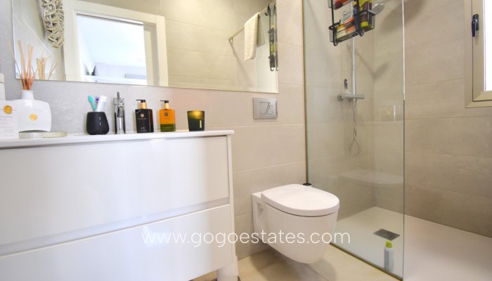 Te koop - Huis - Vrijstaande Villa - Orihuela - Villamartin