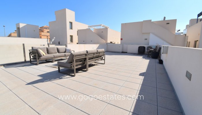 Te koop - Huis - Vrijstaande Villa - Orihuela - Villamartin