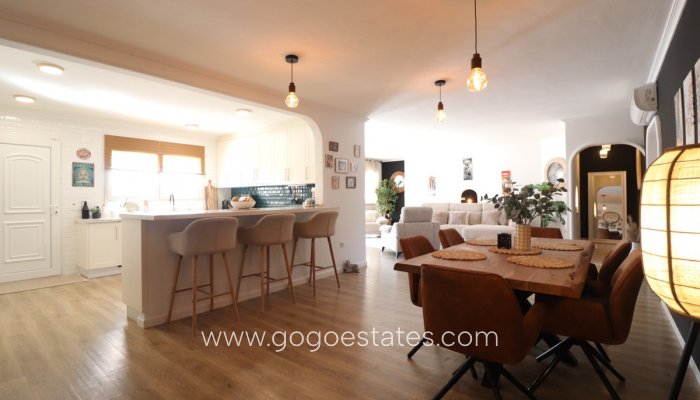 Te koop - Huis - Vrijstaande Villa - Rojales - Rojales Centro