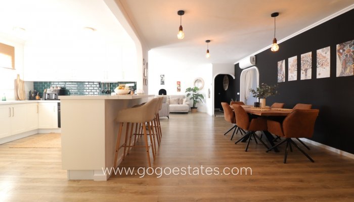 Te koop - Huis - Vrijstaande Villa - Rojales - Rojales Centro