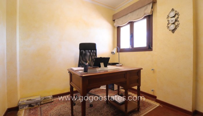 Te koop - Huis - Vrijstaande Villa - Callosa de Segura - Callosa de Segura Centro