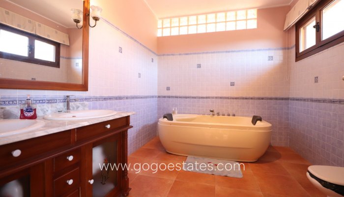 Te koop - Huis - Vrijstaande Villa - Callosa de Segura - Callosa de Segura Centro