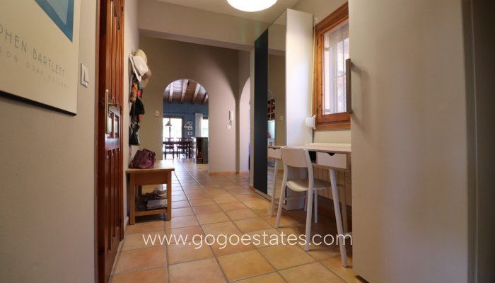 Te koop - Huis - Vrijstaande Villa - Catral - Catral Centro