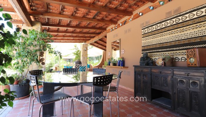 Te koop - Huis - Vrijstaande Villa - Catral - Catral Centro