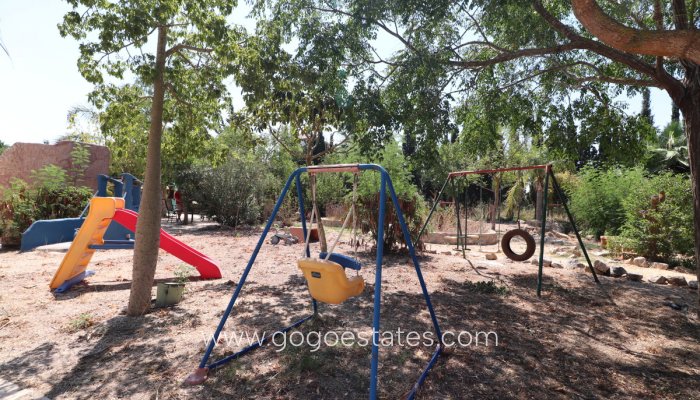 Te koop - Huis - Vrijstaande Villa - Catral - Catral Centro