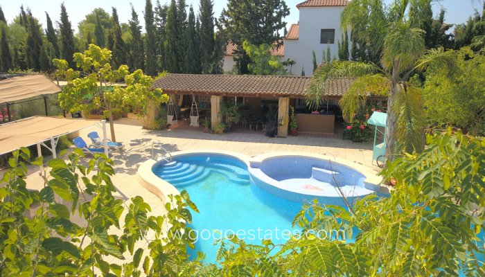 Te koop - Huis - Vrijstaande Villa - Catral - Catral Centro