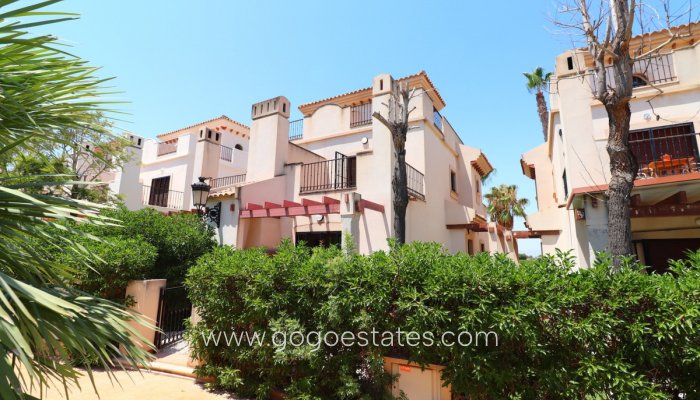 Te koop - Huis - Halfvrijstaande woning - Algorfa - Algorfa Centro