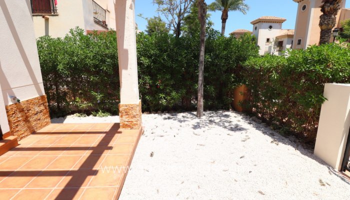 Te koop - Huis - Halfvrijstaande woning - Algorfa - Algorfa Centro