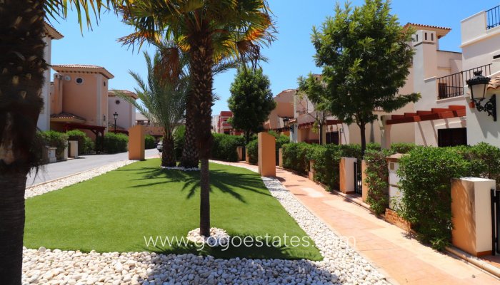 Te koop - Huis - Halfvrijstaande woning - Algorfa - Algorfa Centro