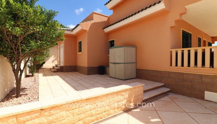 Te koop - Huis - Vrijstaande Villa - Rojales - Ciudad Quesada