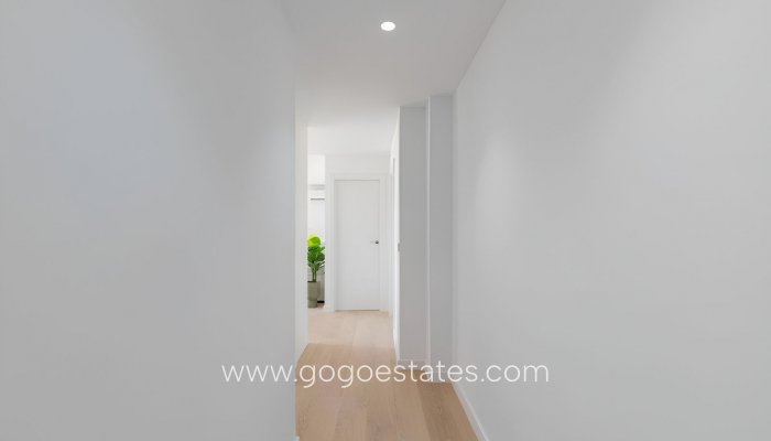 Te koop - Appartement - Appartement op de middelste verdieping - Torrevieja - Torrevieja Centro