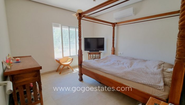 Te koop - Huis - Vrijstaande Villa - Teulada - Teulada Centro