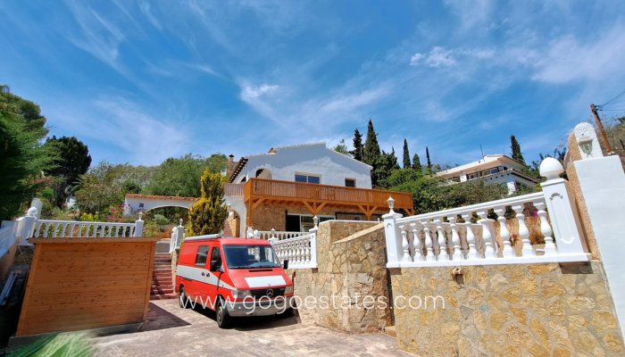 Te koop - Huis - Vrijstaande Villa - Teulada - Teulada Centro