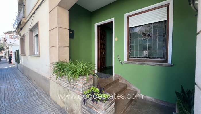 Te koop - Huis - Vrijstaande Villa - Dénia - Denia Centro