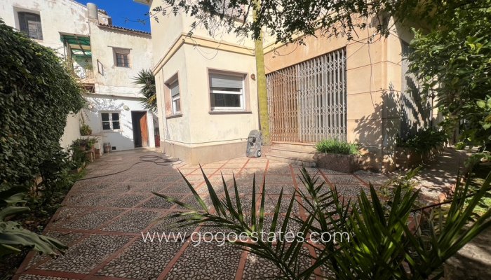 Te koop - Huis - Vrijstaande Villa - Dénia - Denia Centro