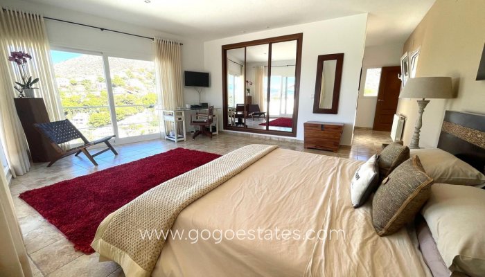 Te koop - Huis - Vrijstaande Villa - Teulada - El Portet