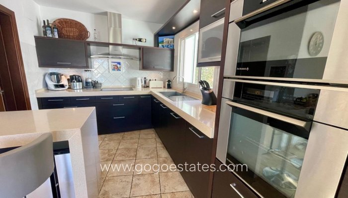 Te koop - Huis - Vrijstaande Villa - Teulada - El Portet