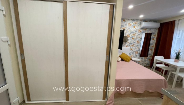 Te koop - Appartement - Appartement op de middelste verdieping - Alicante - Alicante Centro