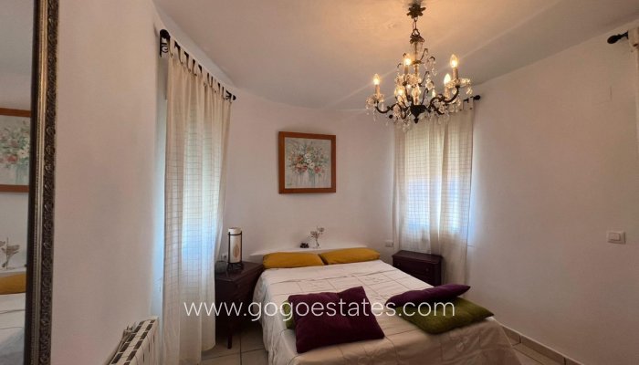 Te koop - Huis - Bungalow - Orihuela - Orihuela Costa