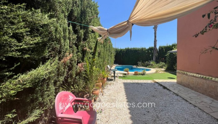 Te koop - Huis - Bungalow - Orihuela - Orihuela Costa