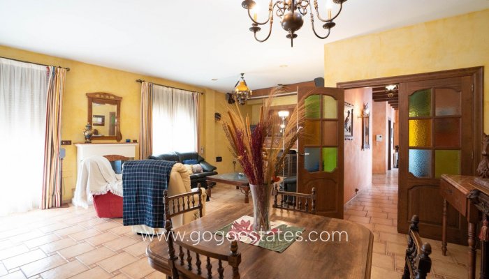 Te koop - Commercieel - Zakelijk - San Miguel De Salinas - San Miguel de Salinas Centro