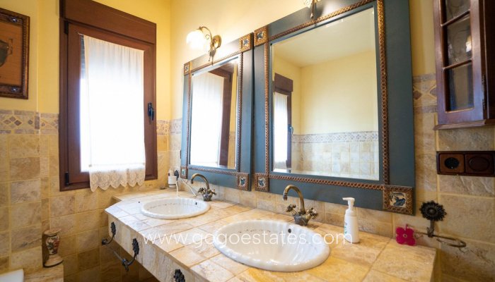 Te koop - Commercieel - Zakelijk - San Miguel De Salinas - San Miguel de Salinas Centro