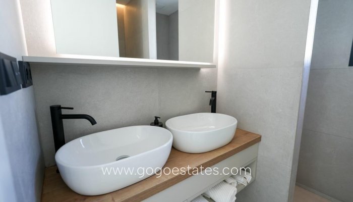 Te koop - Huis - Bungalow - Polop - Polop Centro