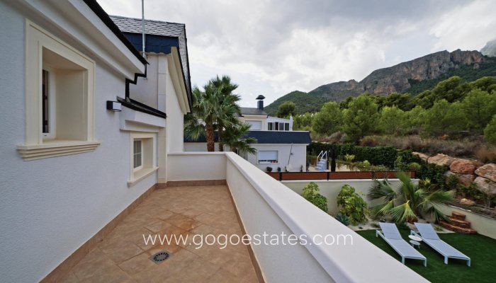 Te koop - Huis - Bungalow - Polop - Polop Centro