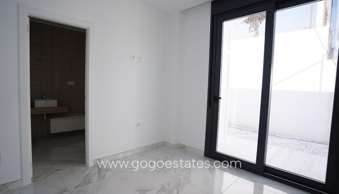 Te koop - Huis - Bungalow - Polop - Polop Centro