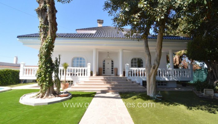 Te koop - Huis - Bungalow - Torrevieja - Torrevieja Centro