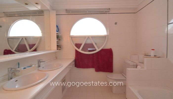 Te koop - Huis - Bungalow - Torrevieja - Torrevieja Centro