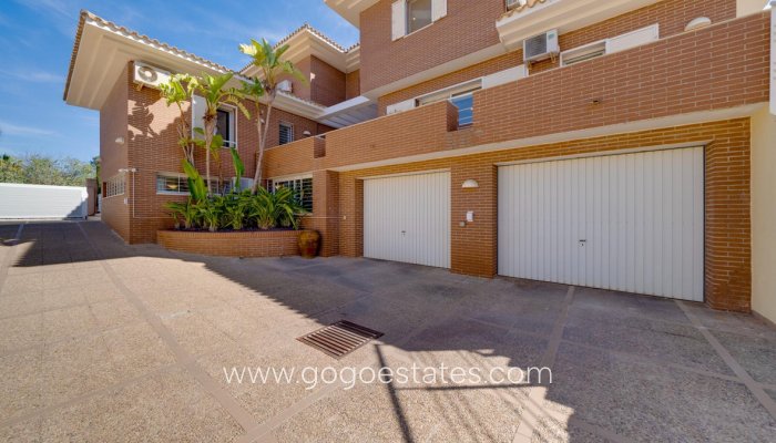 Te koop - Huis - Bungalow - Benidorm - Benidorm Centro