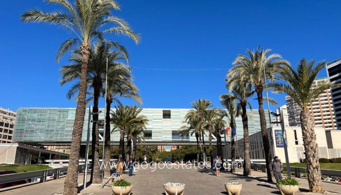 Te koop - Commercieel - Zakelijk - Benidorm - Benidorm Centro