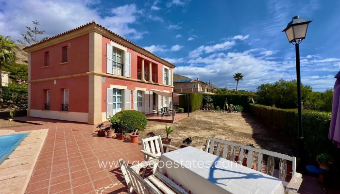 Resale - House - Bungalow - Finestrat