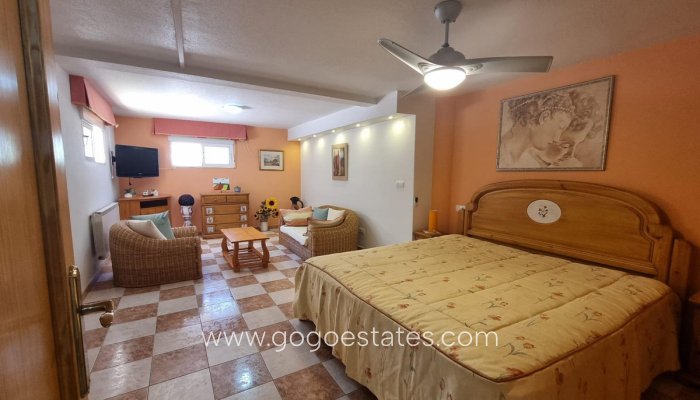 Te koop - Huis - Bungalow - Orihuela - Orihuela Costa