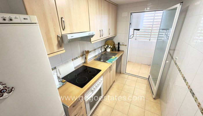 Te koop - Appartement - Appartement op de middelste verdieping - Benidorm - Benidorm Centro