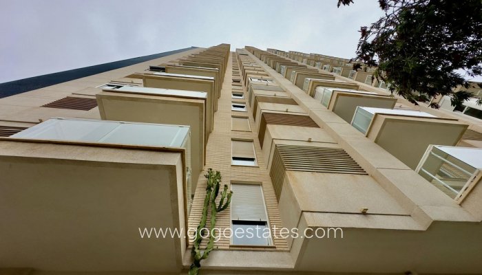 Te koop - Appartement - Appartement op de middelste verdieping - Benidorm - Benidorm Centro