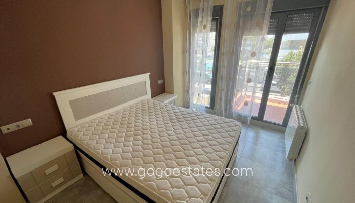 Te koop - Appartement - Appartement op de middelste verdieping - Alicante - Alicante Centro