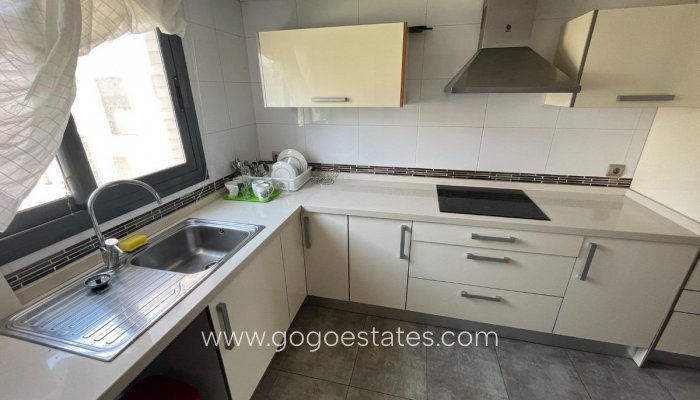 Te koop - Appartement - Appartement op de middelste verdieping - Alicante - Alicante Centro