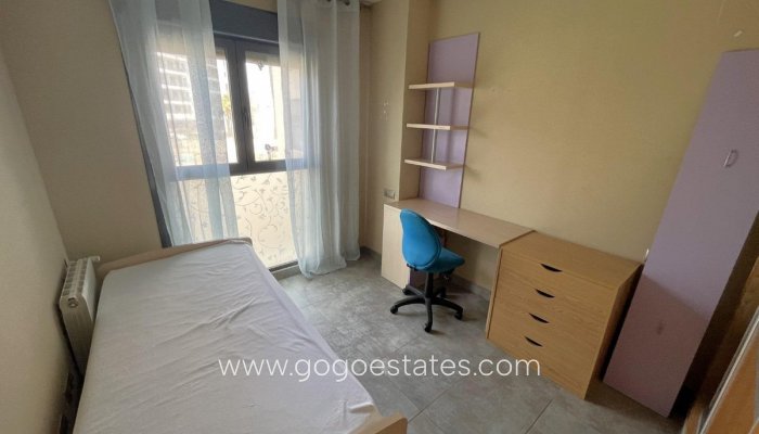 Te koop - Appartement - Appartement op de middelste verdieping - Alicante - Alicante Centro