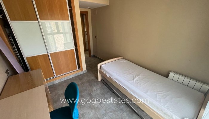 Te koop - Appartement - Appartement op de middelste verdieping - Alicante - Alicante Centro