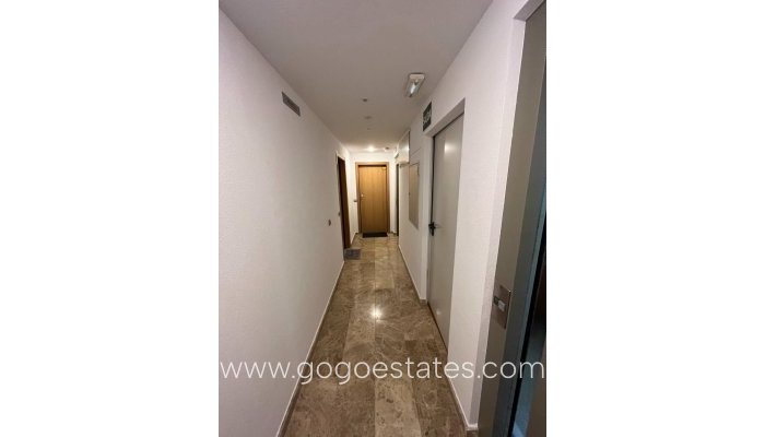 Te koop - Appartement - Appartement op de middelste verdieping - Alicante - Alicante Centro