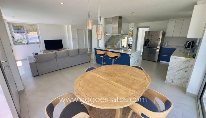 Resale - House - Bungalow - Finestrat