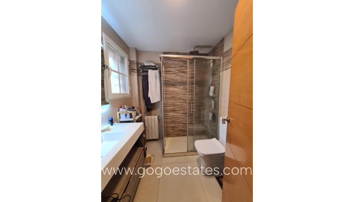 Te koop - Huis - Bungalow - Alicante - Alicante Centro